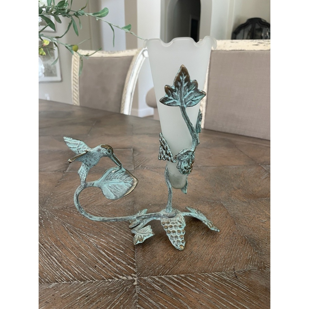 Vtg Verdigris Brass Hummingibrd Bud Vase with Fluted Frosted Glass Insert 8"T